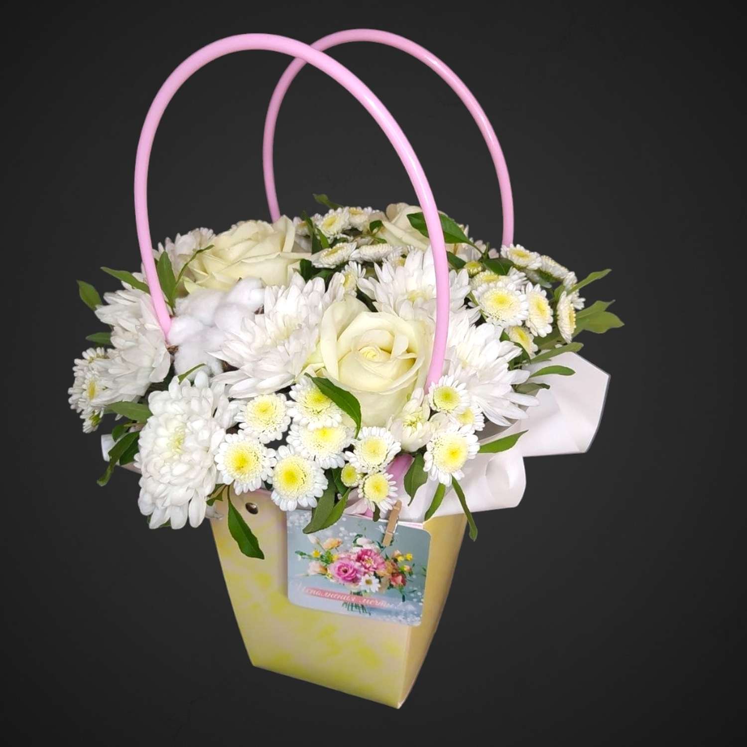 Композиция 'Белый ангел' из свежих цветов для доставки в Аксае, изысканное оформление