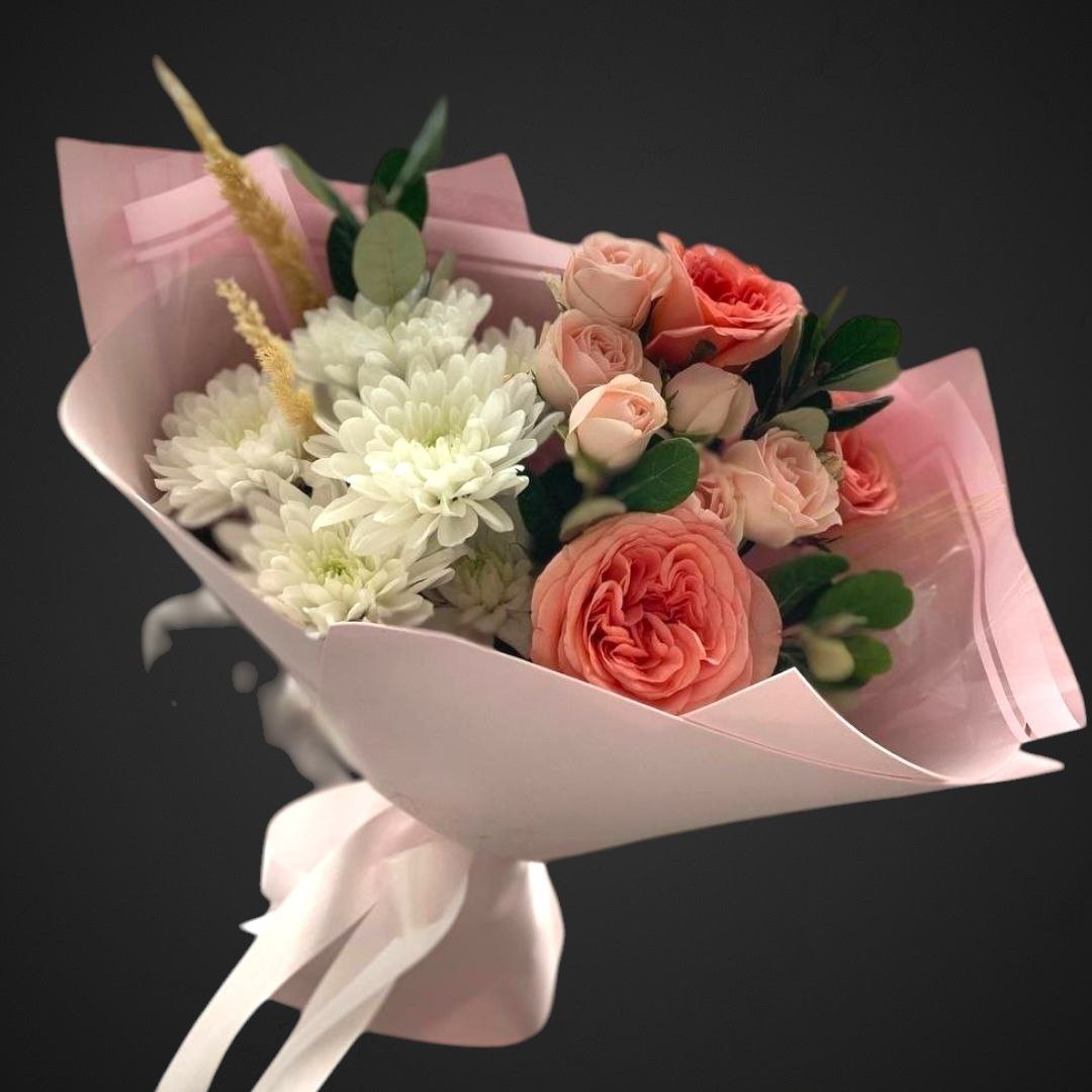 Букет 'Редкий экземпляр' — изысканный составной букет для вас. Доставка по Аксаю. Купите сейчас!